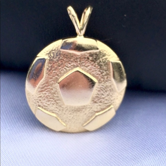 ⚽️ Antique solid 14k gold ONE OF A KIND! Soccer ball pendant - Picture 14 of 15